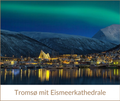 Tromsö in Norwegen mit Eismeerkathedrale bei Nacht mit Nordlichtern, Norwegen ab Erfurt