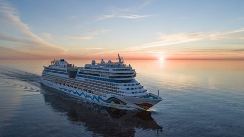 REISEBÜRO Wache Erfurt, AIDA 2024: AIDAmar im Sonnenuntergang auf dem Meer